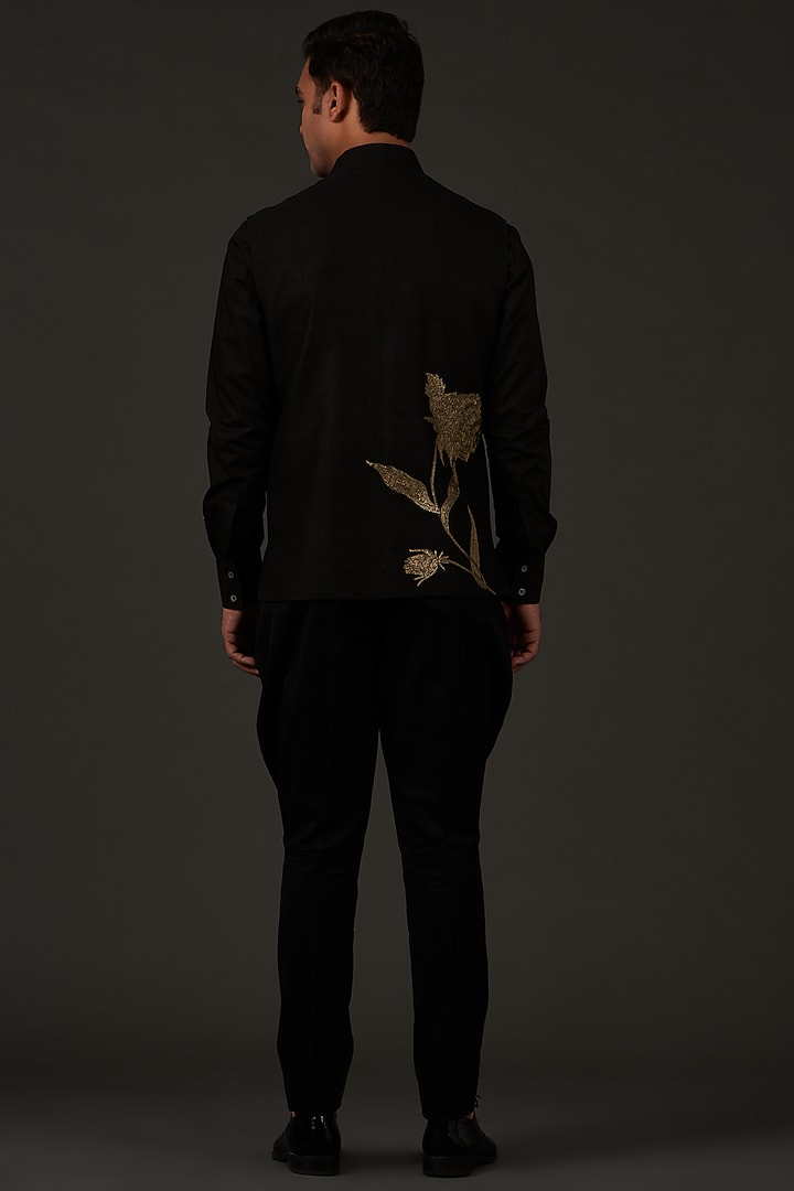 Black Linen Hand Embroidered Nehru Jacket by Rohit Bal Men at Pernia's Pop Up Shop
