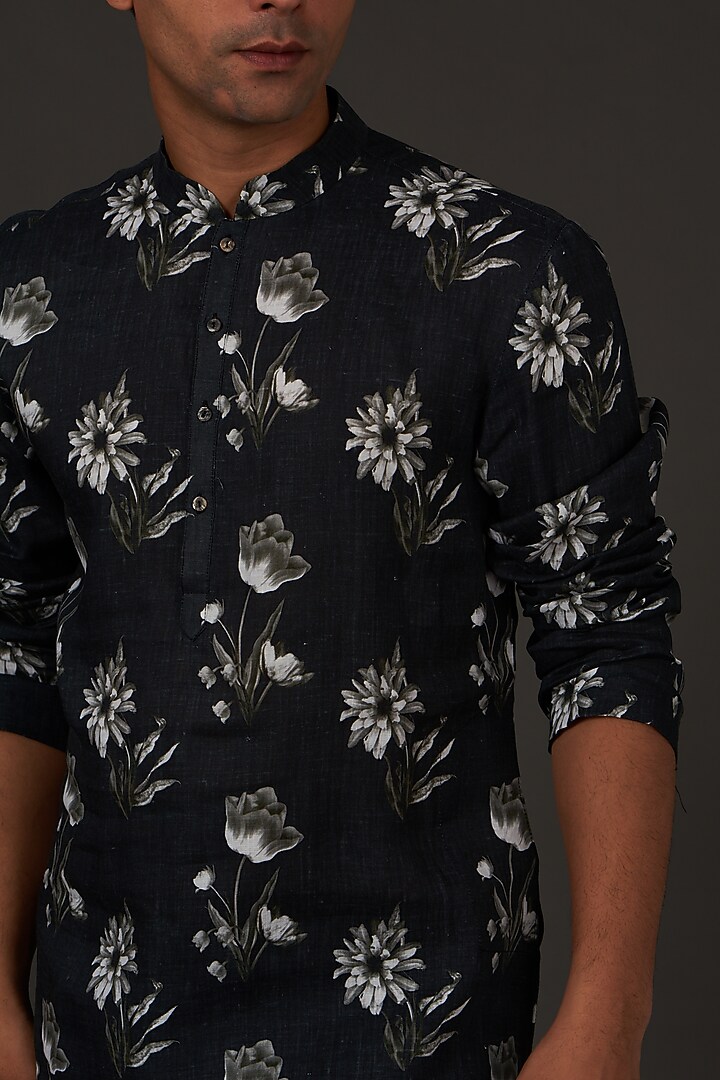 Black Linen Printed Kurta Set by Rohit Bal Men at Pernia's Pop Up Shop