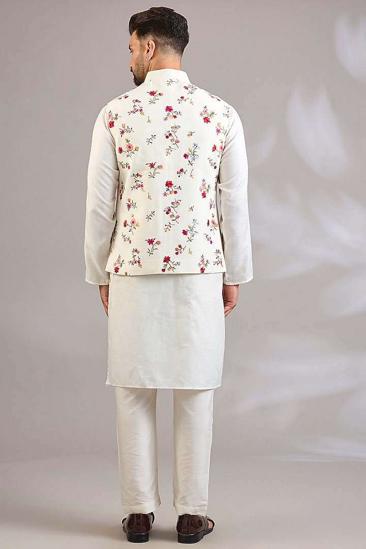 Ivory Matka Silk Bundi Jacket by Rohit Bal Men at Pernia's Pop Up Shop