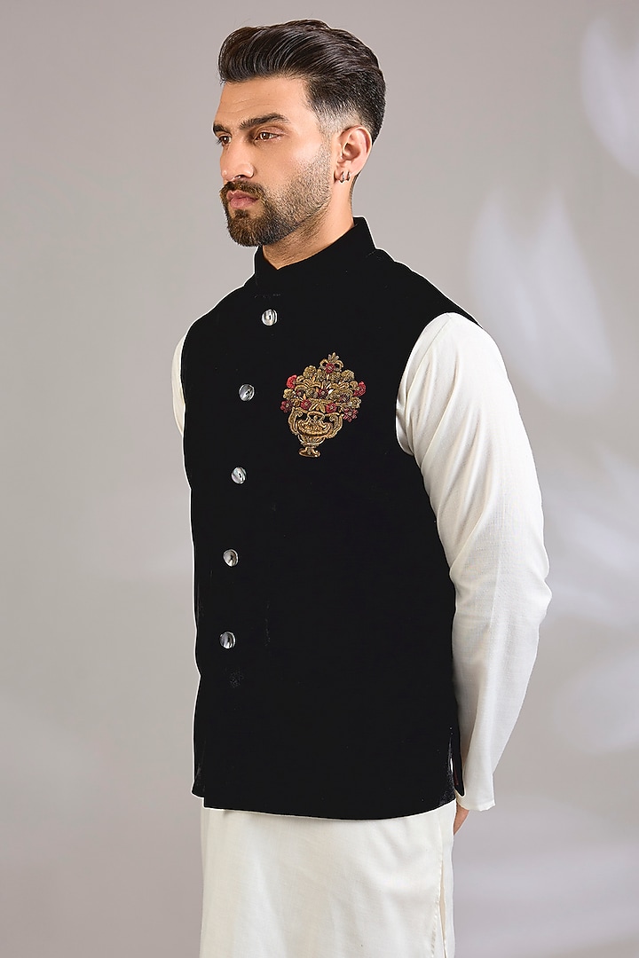 Black Velvet Bundi Jacket by Rohit Bal Men at Pernia's Pop Up Shop