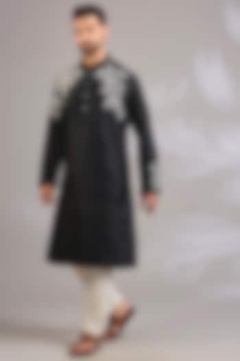 Black Raw Silk Kurta Set by Rohit Bal Men at Pernia's Pop Up Shop