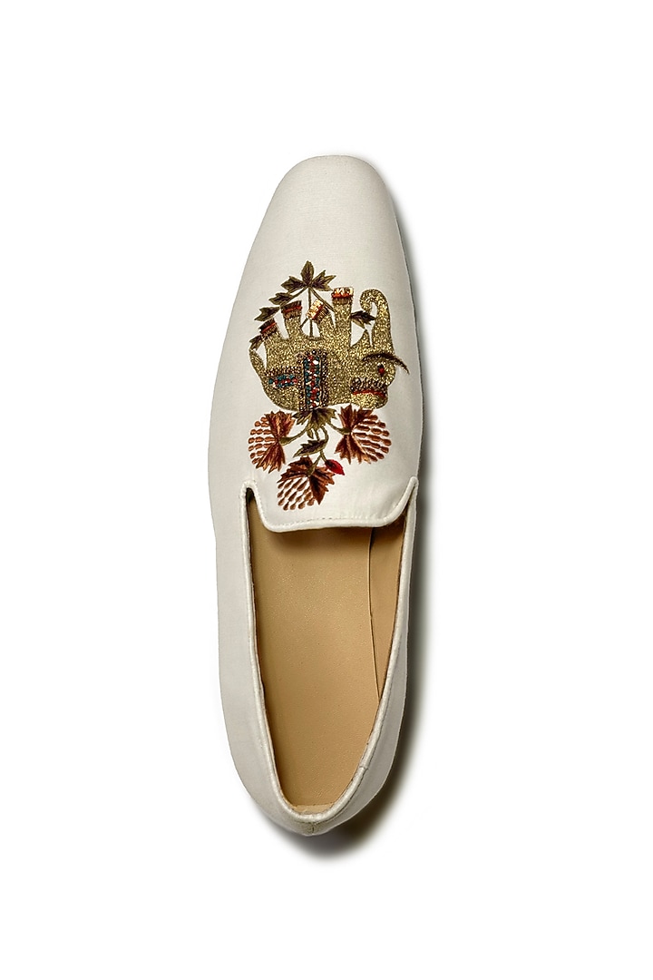 White Matka Hand & Machine Embroidered Shoes by Rohit Bal Men at Pernia's Pop Up Shop
