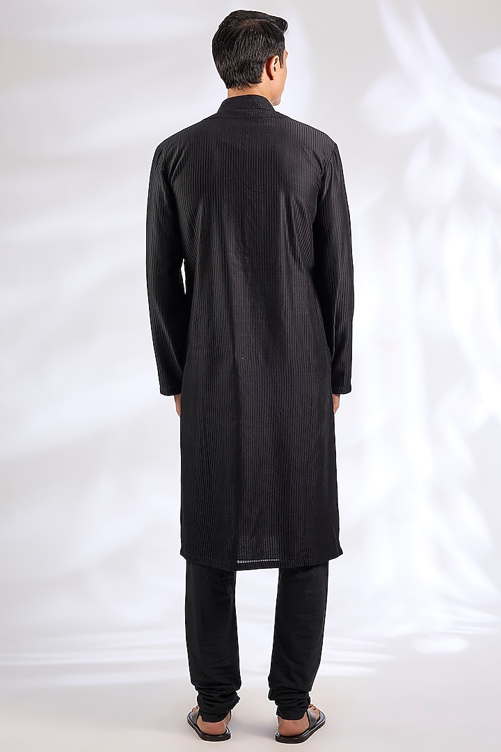 Black Chanderi Silk Kurta Set by Rohit Bal Men at Pernia's Pop Up Shop