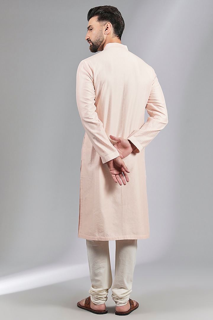 Blush Pink Chanderi Thread Embroidered Kurta Set by Rohit Bal Men at Pernia's Pop Up Shop