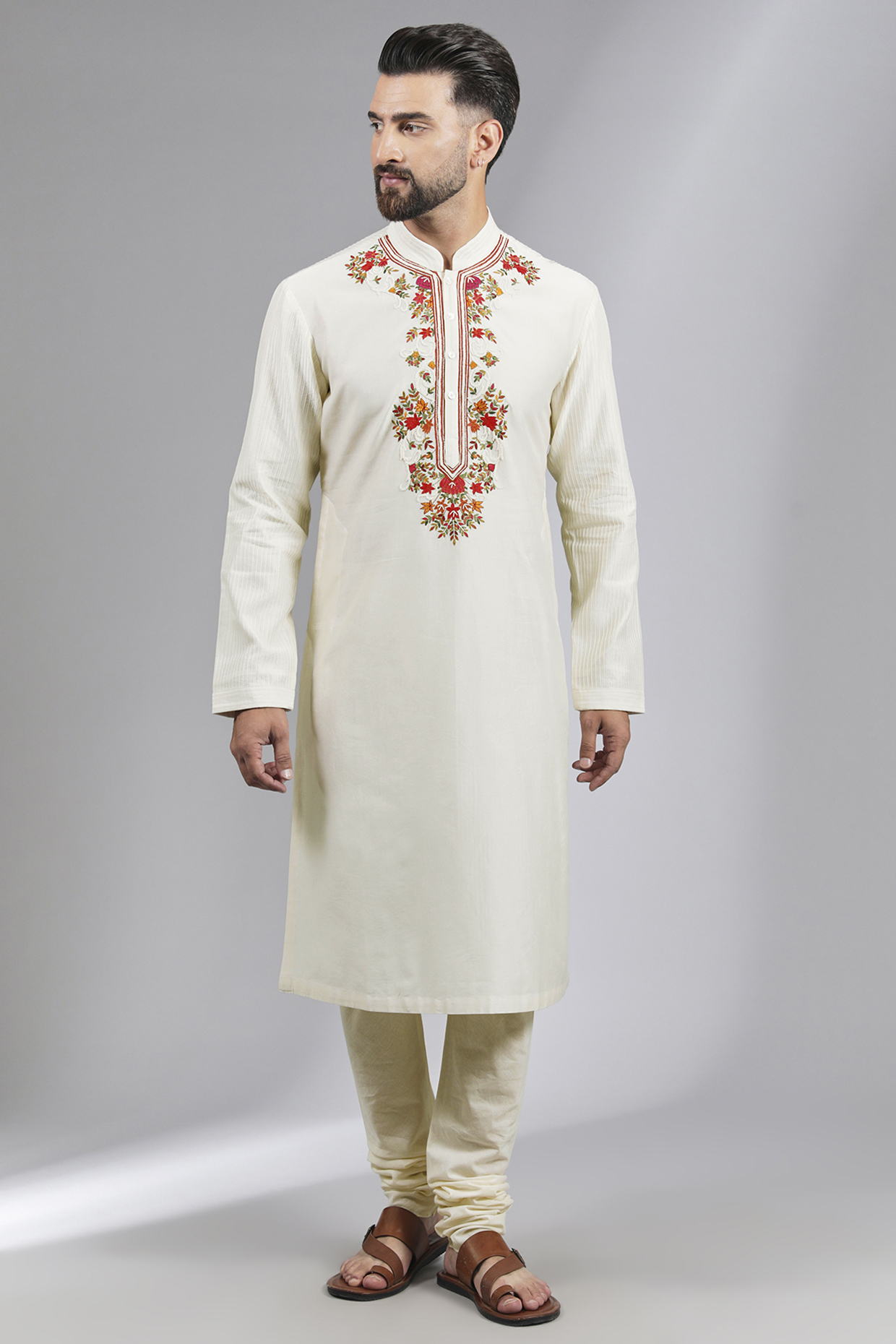 Ivory Chanderi Embroidered Kurta Set by Rohit Bal Men