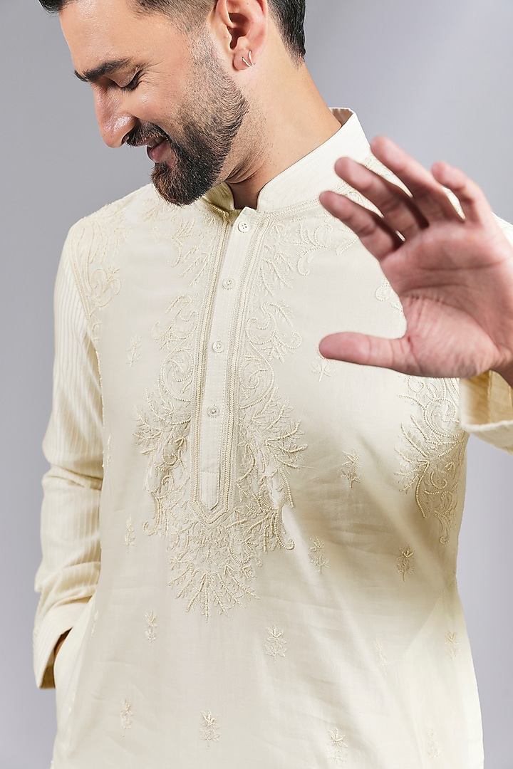 Ivory Chanderi Applique Embroidered Kurta Set by Rohit Bal Men at Pernia's Pop Up Shop