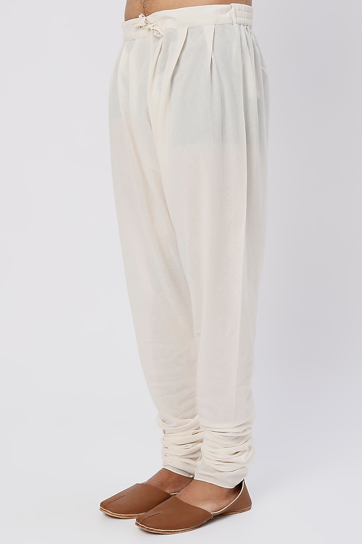 Ivory Linen Printed Kurta Set by Rohit Bal Men at Pernia's Pop Up Shop