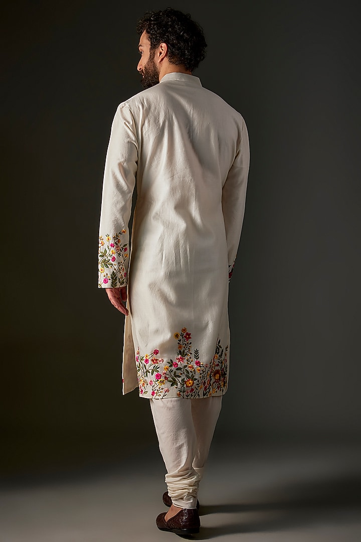 Ivory Chanderi Hand & Machine Embroidered Kurta Set by Rohit Bal Men at Pernia's Pop Up Shop