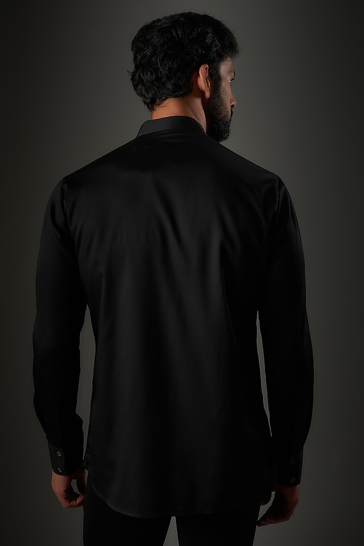 Black Poplin Thread Embroidered Party Wear Shirt by Rohit Bal Men at Pernia's Pop Up Shop