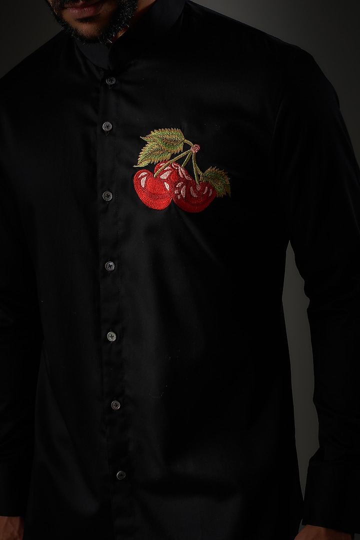 Black Poplin Thread Embroidered Party Wear Shirt by Rohit Bal Men at Pernia's Pop Up Shop