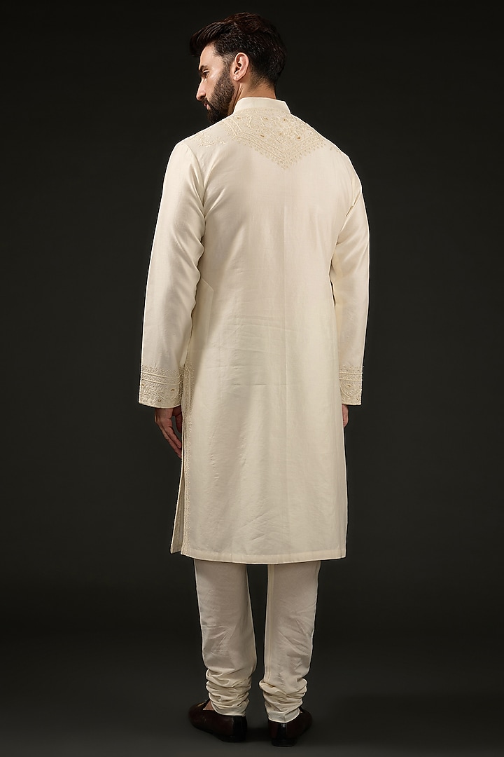 Ivory Chanderi Silk Zari Embroidered Kurta Set by Rohit Bal Men at Pernia's Pop Up Shop