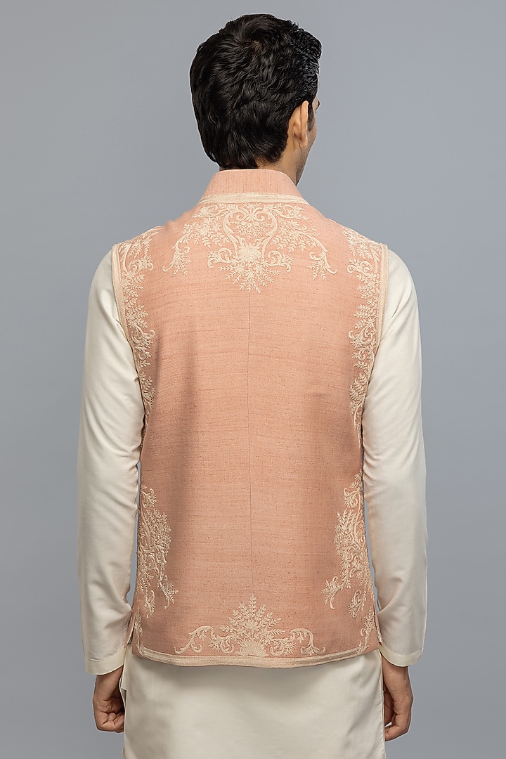 Pink Matka Silk Resham Embroidered Bundi Jacket by Rohit Bal Men at Pernia's Pop Up Shop