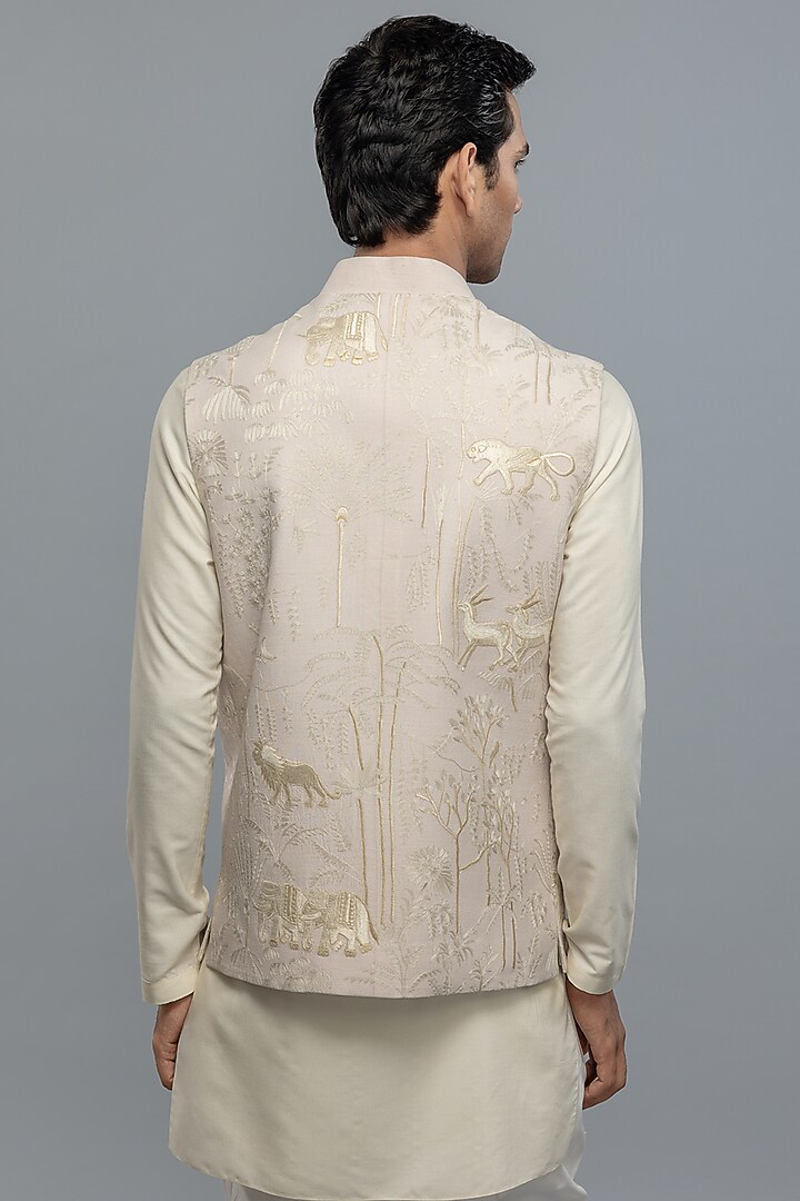 Ivory Matka Silk Resham Embroidered Bundi Jacket by Rohit Bal Men at Pernia's Pop Up Shop