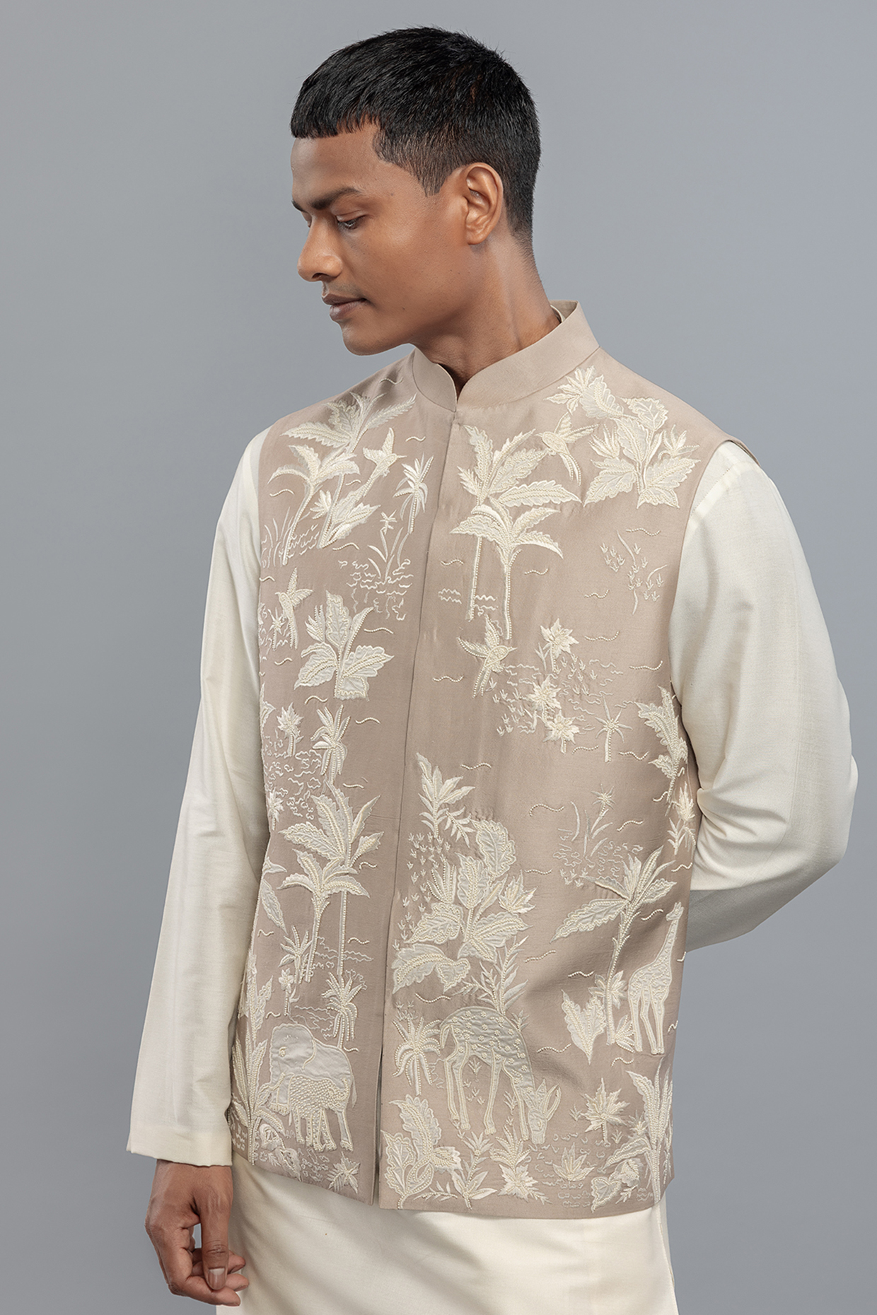 Lavender Matka Silk Resham Embroidered Bundi Jacket by Rohit Bal Men