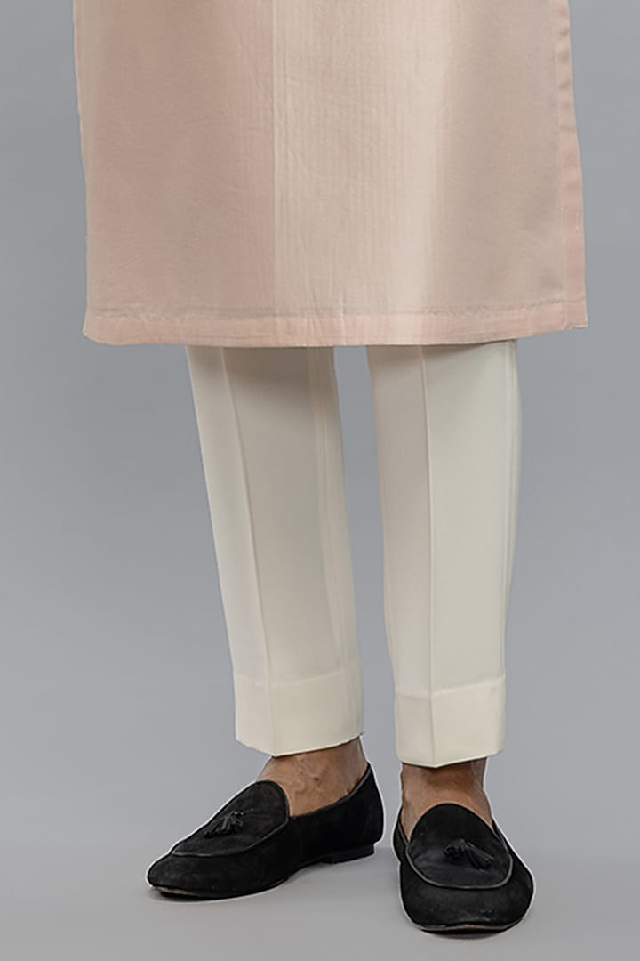 Powder Pink Chanderi Thread Embroidered Kurta Set by Rohit Bal Men at Pernia's Pop Up Shop
