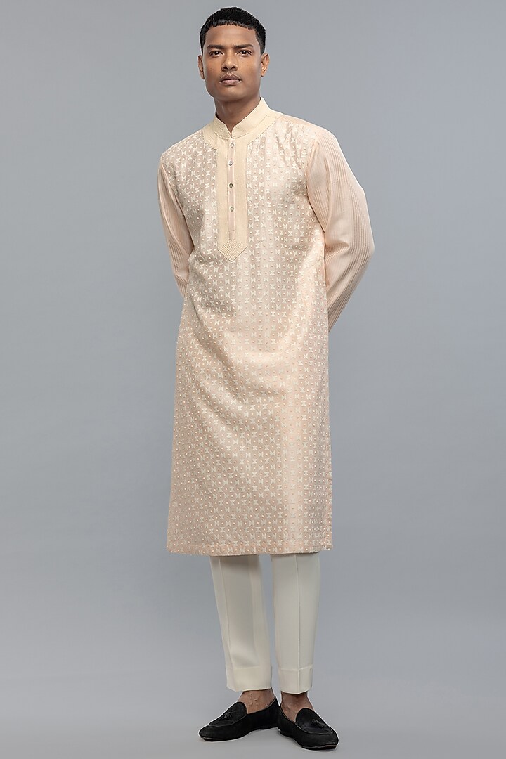Powder Pink Chanderi Applique Embroidered Kurta Set by Rohit Bal Men at Pernia's Pop Up Shop