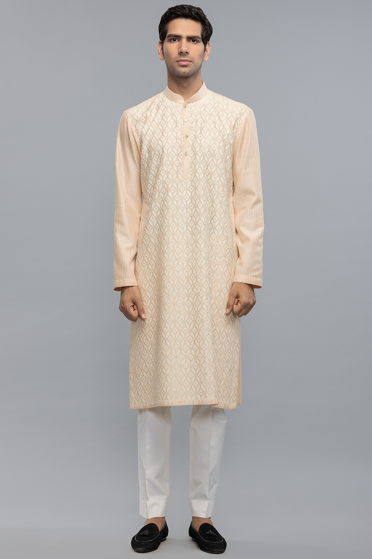 Powder Pink Chanderi Applique Embroidered Kurta Set by Rohit Bal Men