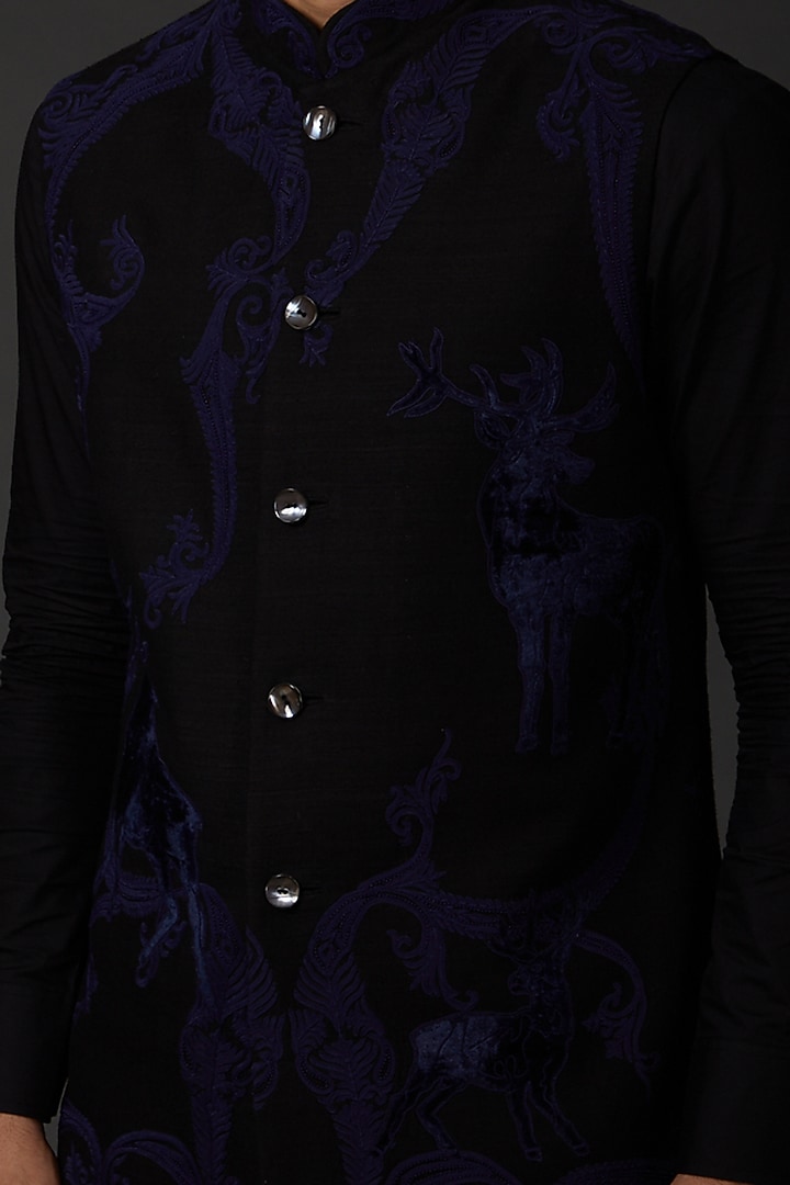 Indigo Blue Embroidered Bundi Jacket by Rohit Bal Men at Pernia's Pop Up Shop