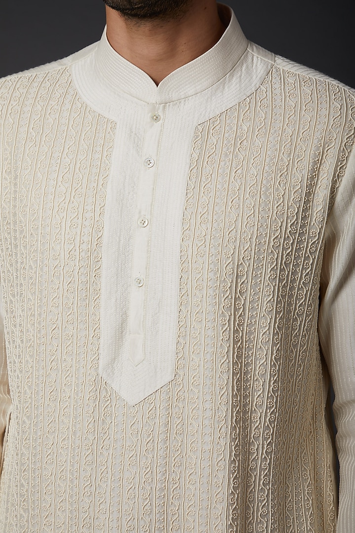 Ivory Chanderi Silk Embroidered Kurta Set by Rohit Bal Men at Pernia's Pop Up Shop