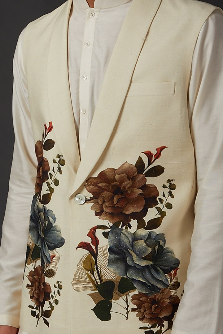 Ivory Matka Digital Printed Bundi Jacket by Rohit Bal Men at Pernia's Pop Up Shop