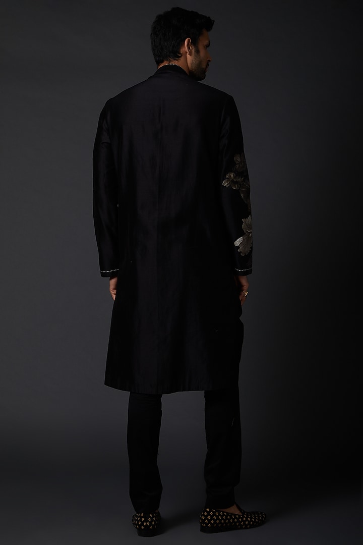 Black Chanderi Digital Printed Kurta Set by Rohit Bal Men at Pernia's Pop Up Shop