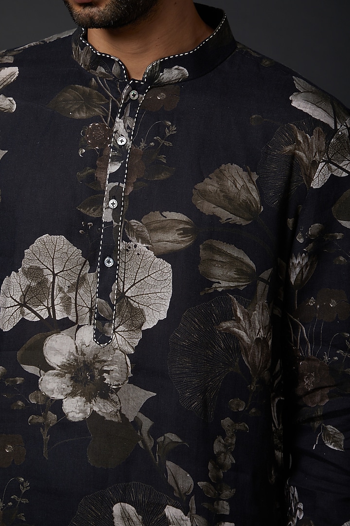 Black Linen Digital Printed Kurta Set by Rohit Bal Men at Pernia's Pop Up Shop