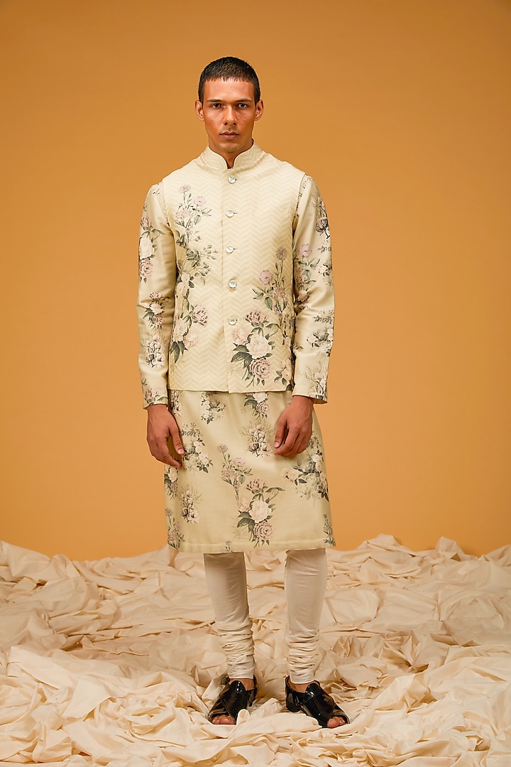 Ivory Chanderi Digital Printed Bundi Jacket Set by Rohit Bal Men at Pernia's Pop Up Shop