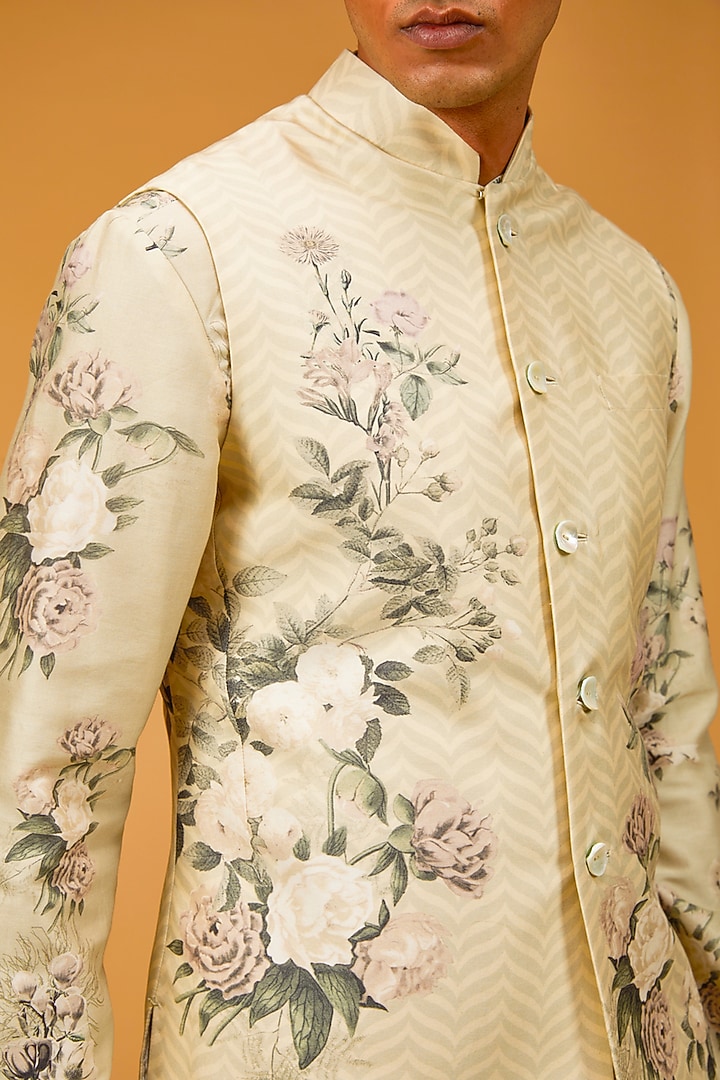 Ivory Chanderi Digital Printed Bundi Jacket Set by Rohit Bal Men at Pernia's Pop Up Shop