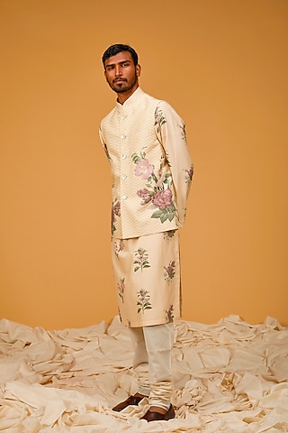 Ivory Chanderi Digital Printed Bundi Jacket Set by Rohit Bal Men