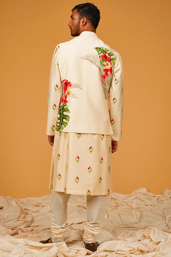 Ivory Chanderi Digital Printed Bundi Jacket Set by Rohit Bal Men at Pernia's Pop Up Shop