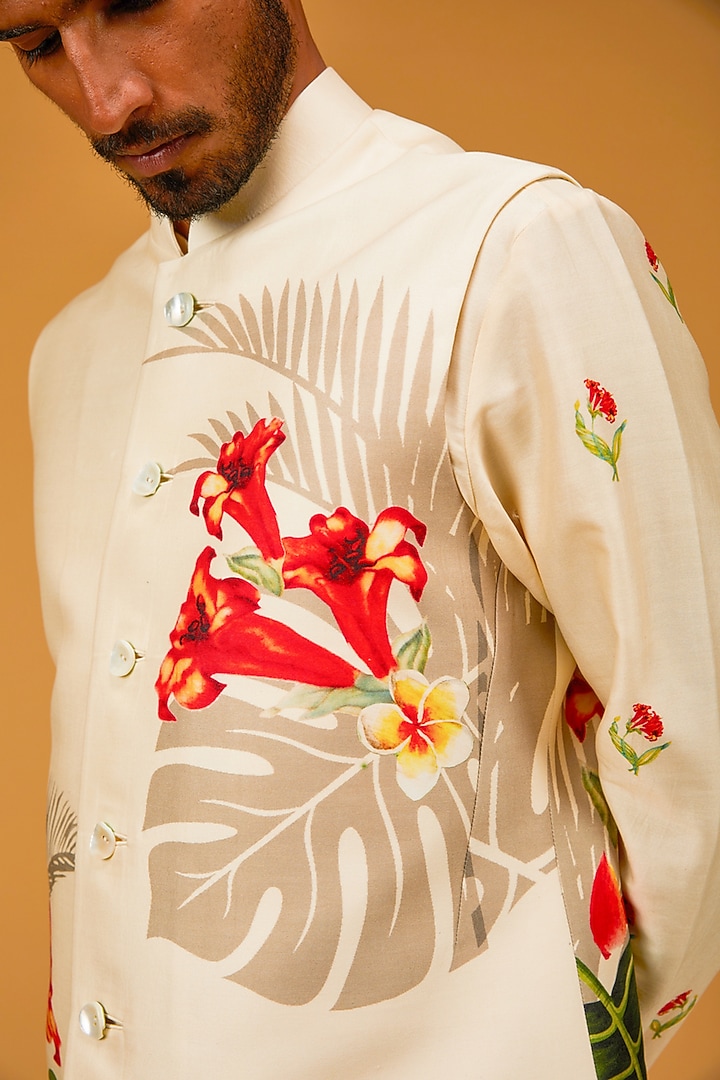 Ivory Chanderi Digital Printed Bundi Jacket Set by Rohit Bal Men at Pernia's Pop Up Shop