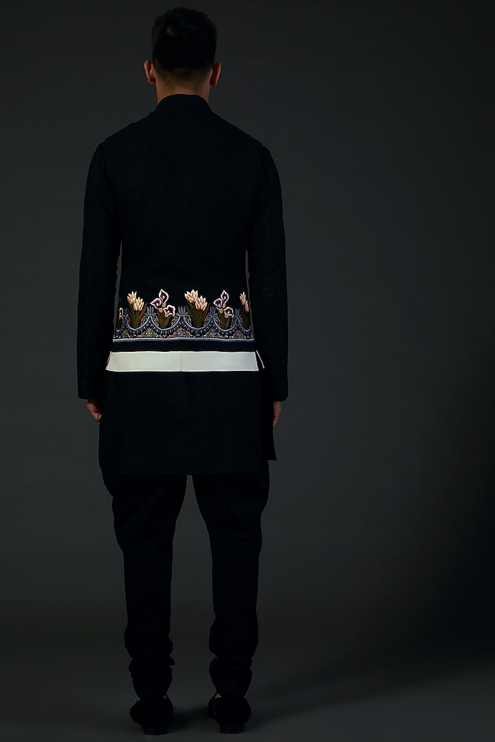 Black Matka Silk Floral Machine Embroidered Bundi Jacket by Rohit Bal Men at Pernia's Pop Up Shop