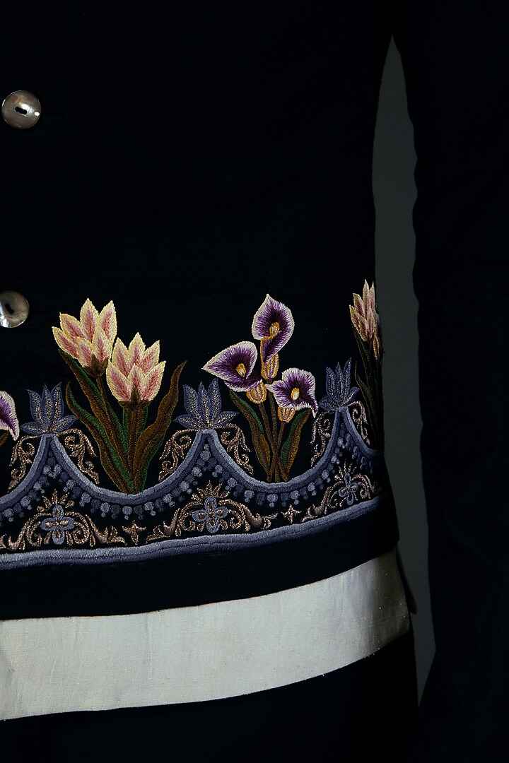 Black Matka Silk Floral Machine Embroidered Bundi Jacket by Rohit Bal Men at Pernia's Pop Up Shop