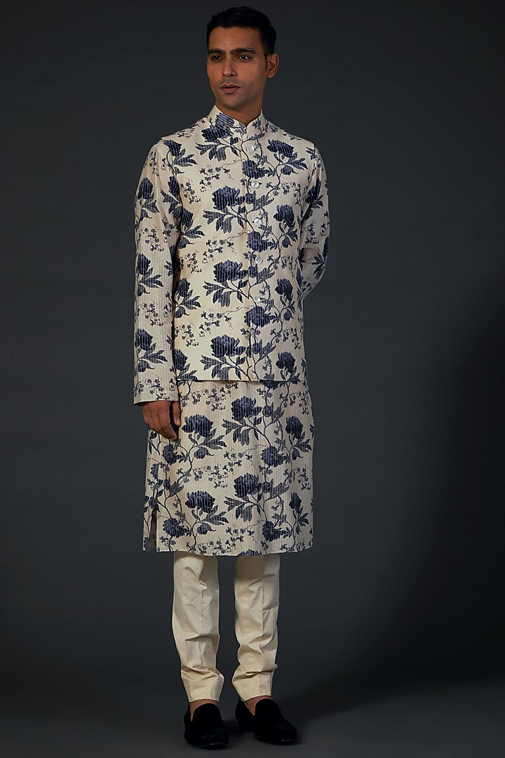 Ivory Chanderi Floral Digital Printed Kurta Set by Rohit Bal Men at Pernia's Pop Up Shop