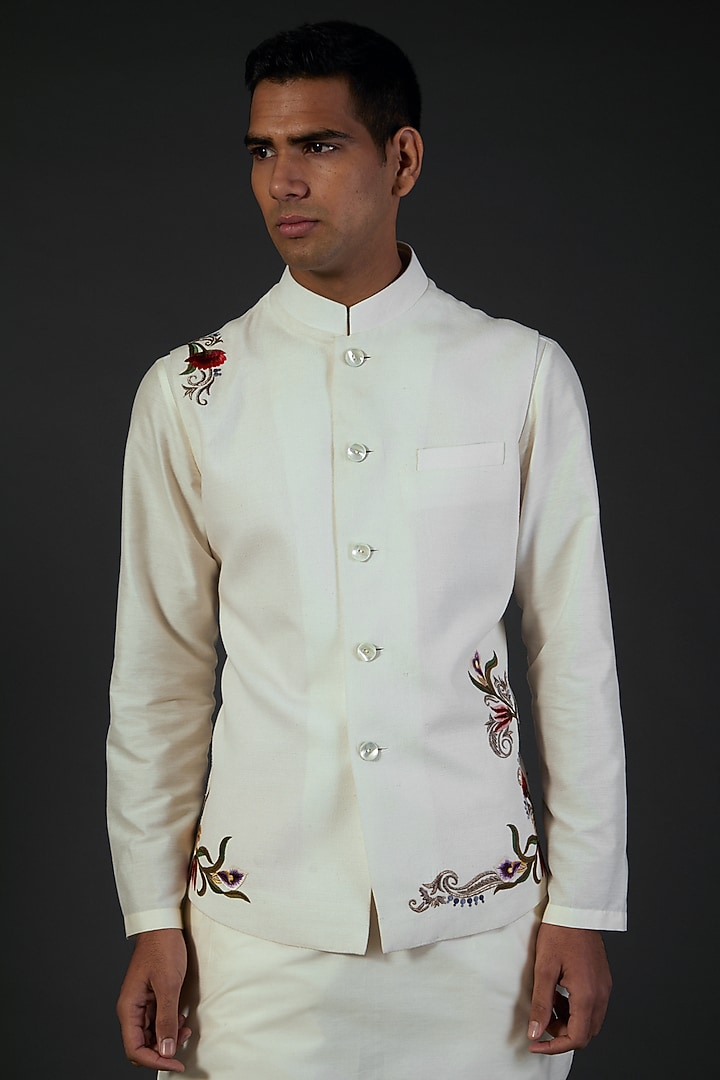 Ivory Matka Silk Floral Embroidered Bundi Jacket by Rohit Bal Men at Pernia's Pop Up Shop
