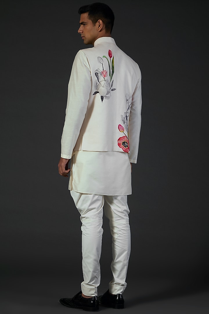 White Linen Floral Digital Printed Bundi Jacket by Rohit Bal Men at Pernia's Pop Up Shop