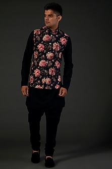 product-color-Black