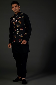 product-color-Black
