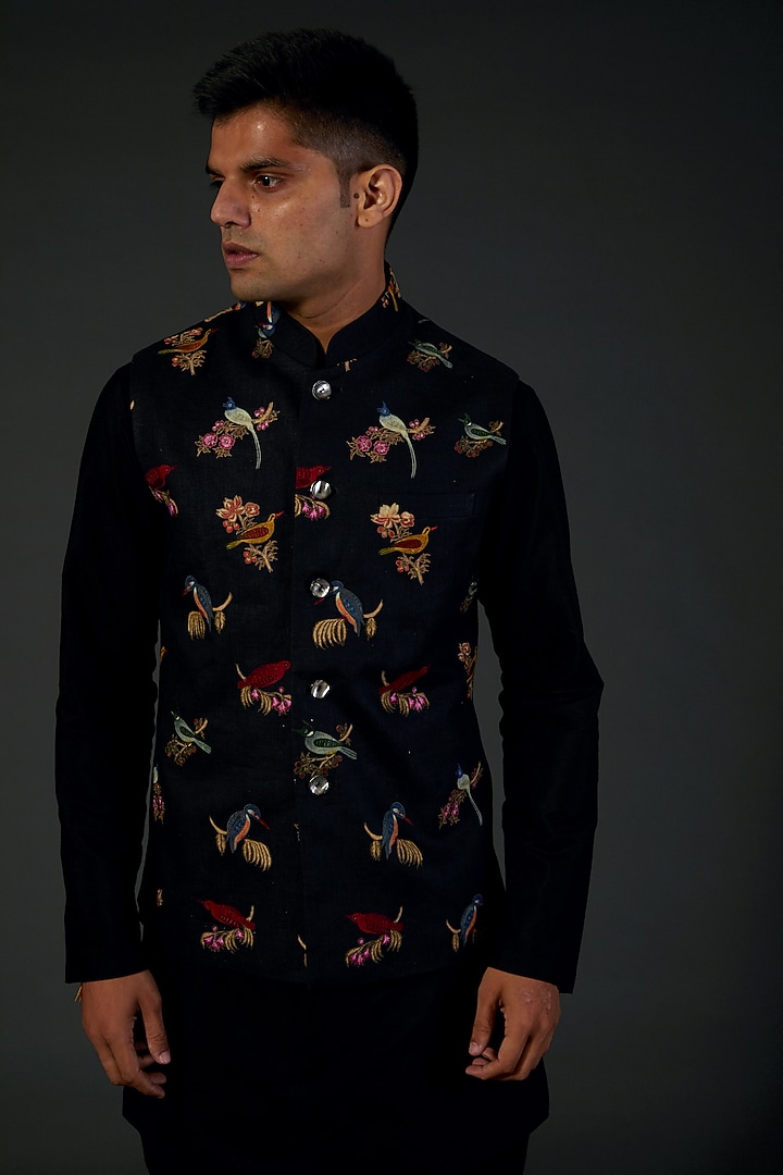 Black Linen Machine Embroidered Bundi Jacket by Rohit Bal Men at Pernia's Pop Up Shop