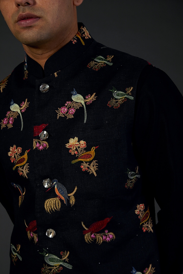 Black Linen Machine Embroidered Bundi Jacket by Rohit Bal Men at Pernia's Pop Up Shop