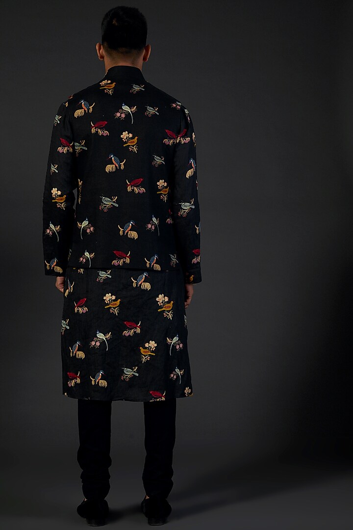Black Line Digital Printed & Machine Embroidered Kurta Set by Rohit Bal Men at Pernia's Pop Up Shop