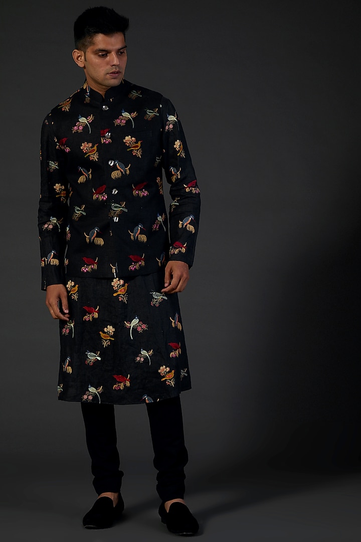 Black Line Digital Printed & Machine Embroidered Kurta Set by Rohit Bal Men at Pernia's Pop Up Shop