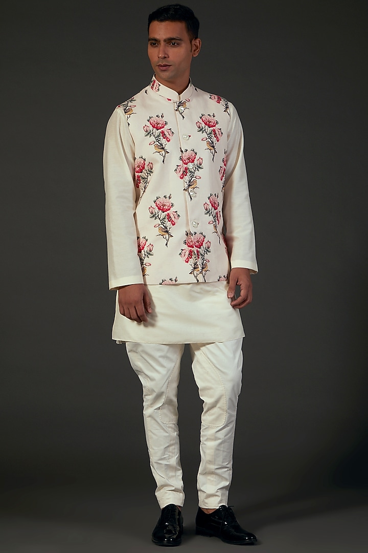 Ivory Linen Floral Digital Printed Bundi Jacket by Rohit Bal Men at Pernia's Pop Up Shop