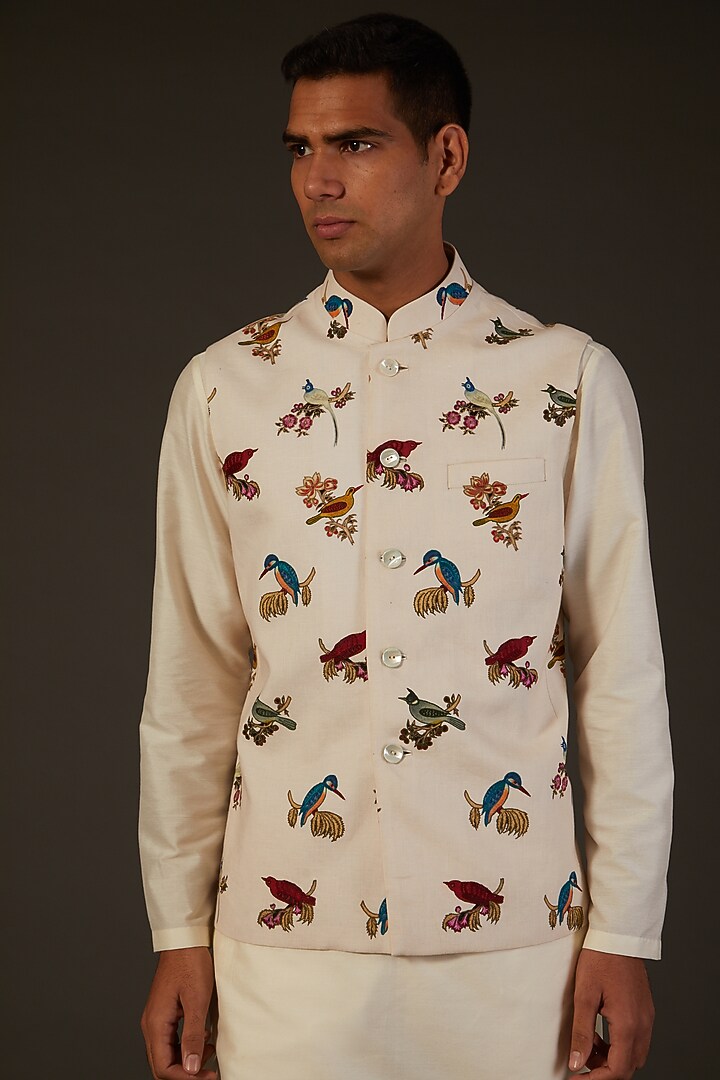Ivory Linen Digital Printed Bundi Jacket by Rohit Bal Men at Pernia's Pop Up Shop