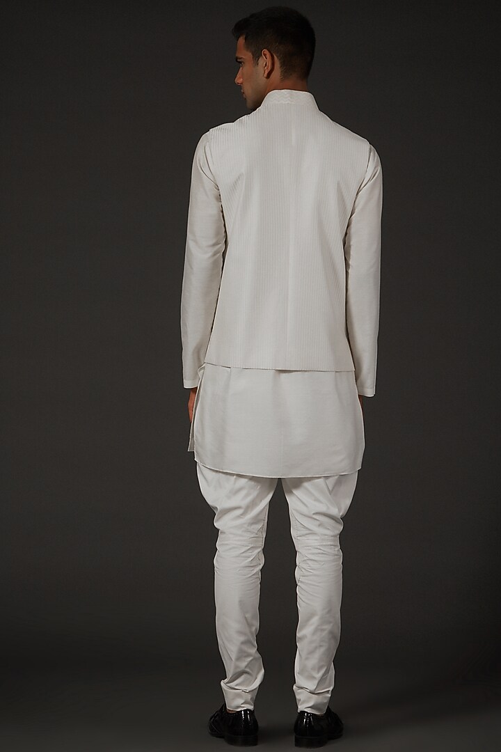 Ivory Chanderi Silk Embroidered & Block Printed Bundi Jacket by Rohit Bal Men at Pernia's Pop Up Shop