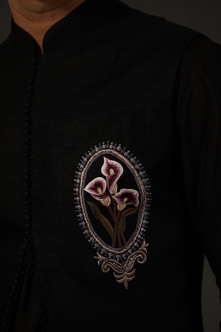 Black Matka Silk Machine Embroidered Bundi Jacket by Rohit Bal Men at Pernia's Pop Up Shop