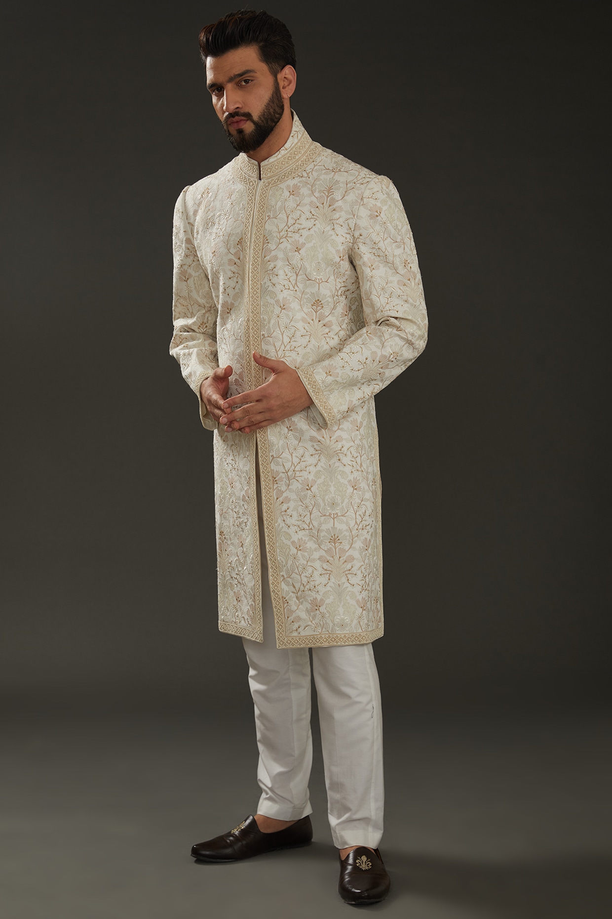 White on sale colour sherwani