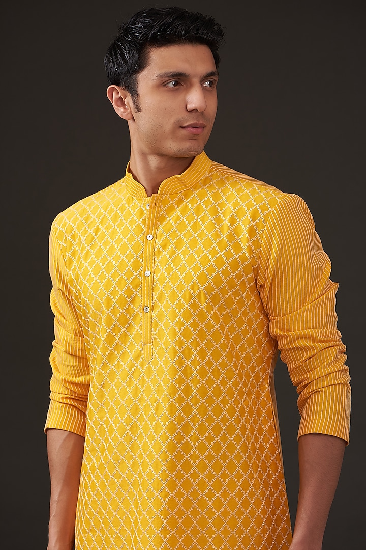 Mustard Chanderi Silk Resham Embroidered Kurta Set by Rohit Bal Men at Pernia's Pop Up Shop