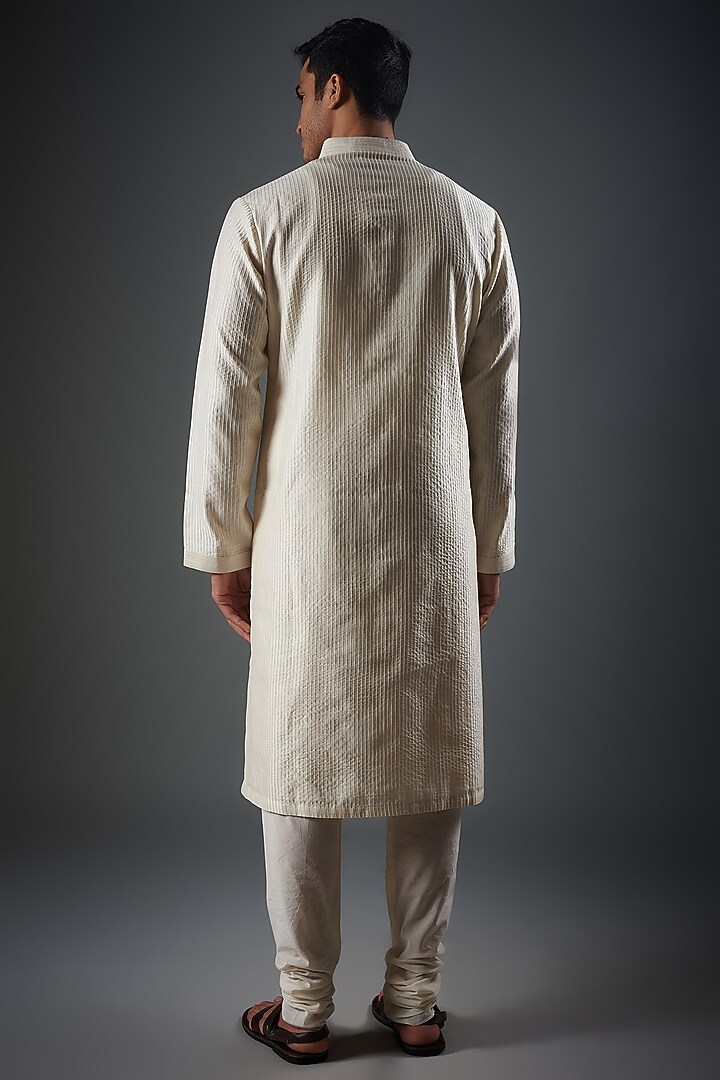 Ivory Chanderi Silk Resham Embroidered Kurta Set by Rohit Bal Men at Pernia's Pop Up Shop