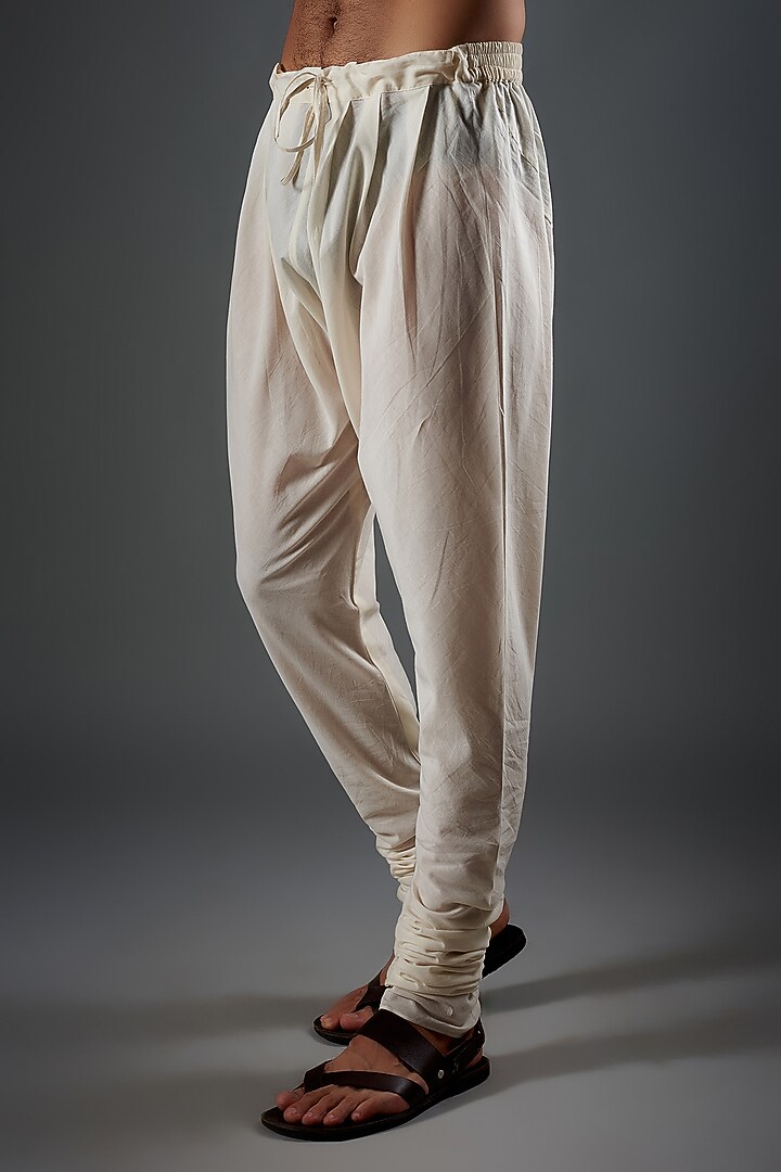 Ivory Chanderi Silk Resham Embroidered Kurta Set by Rohit Bal Men at Pernia's Pop Up Shop